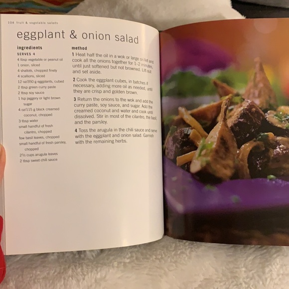 Salads full colour cookbook - Picture 6 of 9